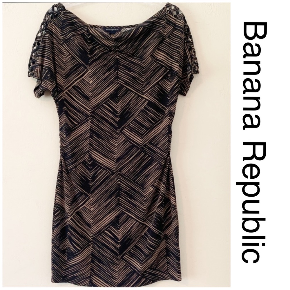 Banana Republic Size S Dress with Detailed Sleeve